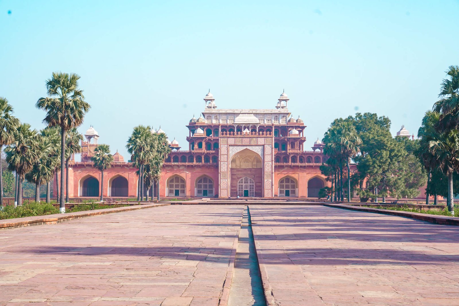 tomb of Akbar, Golden Triangle in India travel guide