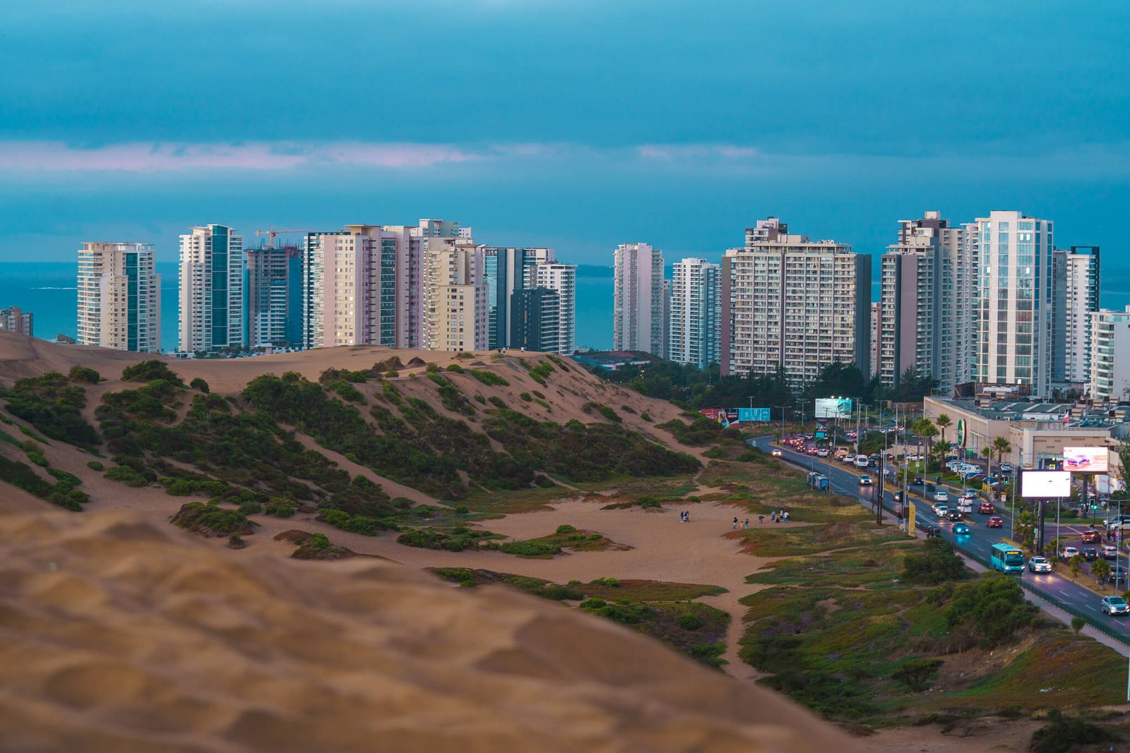 things to do in Valparaiso: watch the sunset at the Concon sand dunes