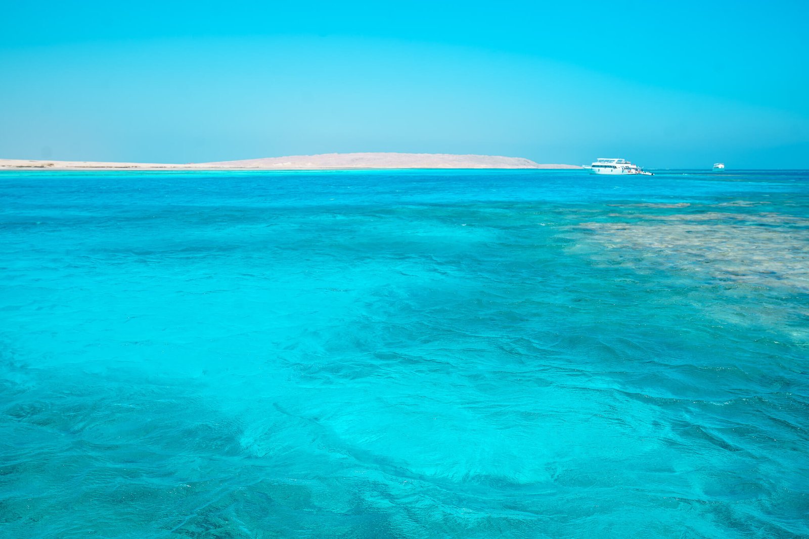 sailing to the best beaches in Hurghada, Egypt