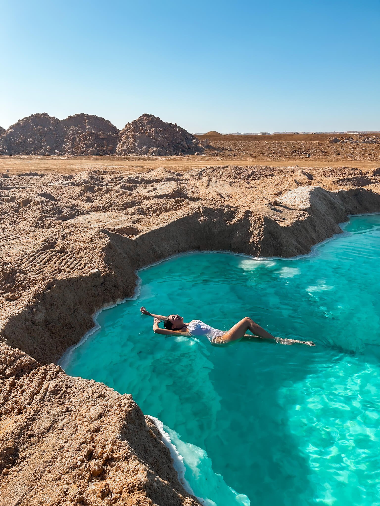 salt pool in Siwa, bucket list experiences in Egypt