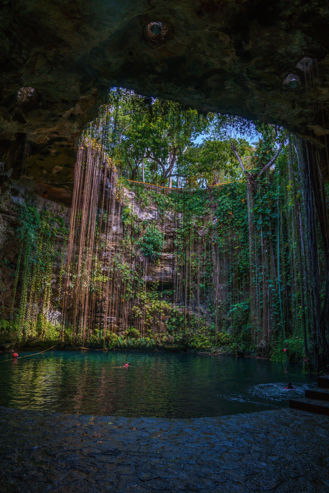 Ik Kil Cenote, the best cenotes in the Yucatan Peninsula