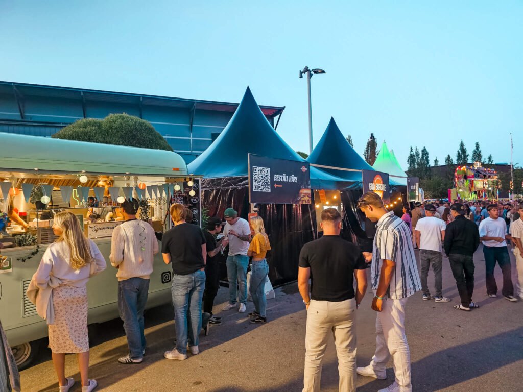 Midsummer festival - how to find festivals around the world