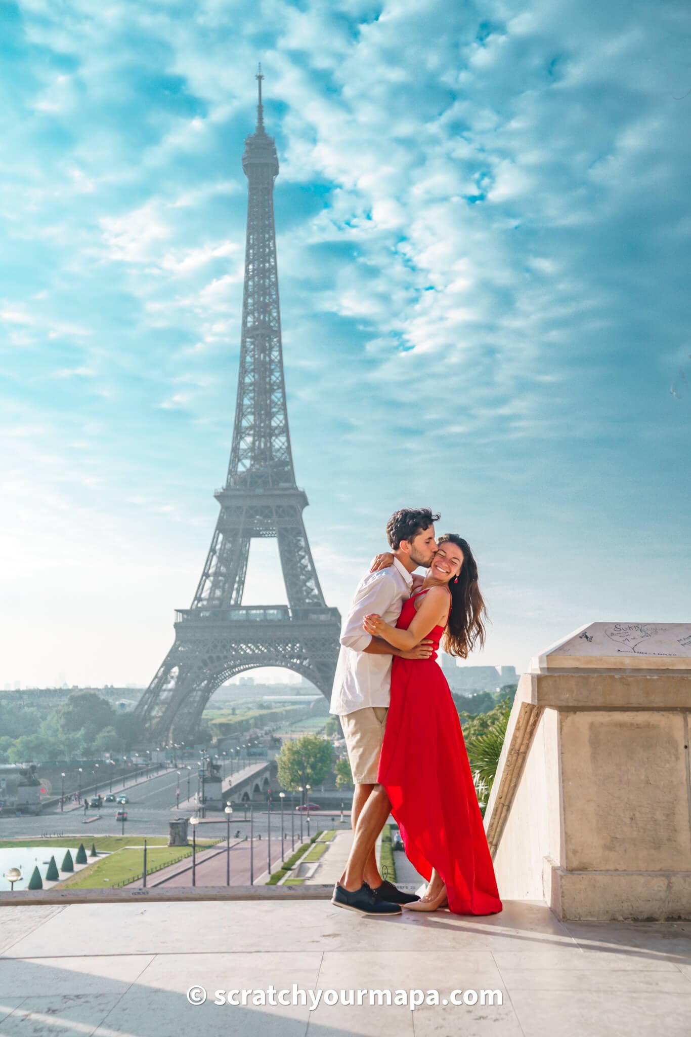 Eiffel Tower photo spots in Paris