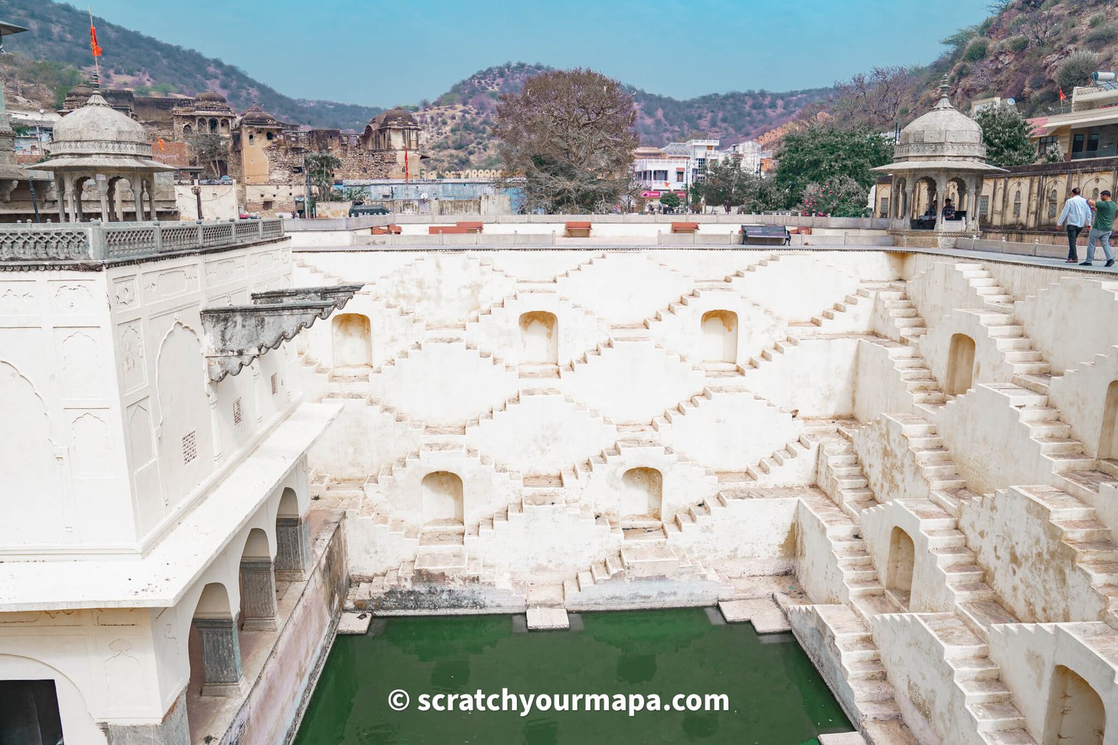 Panna Meena Ka Kund stairs in Jaipur, things to do in the pink city in India