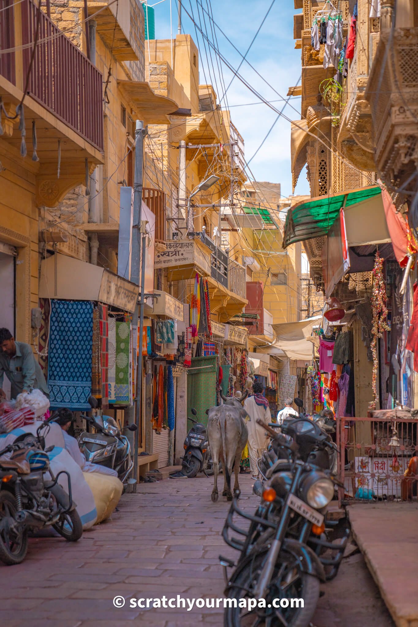 shopping in Jaisalmer