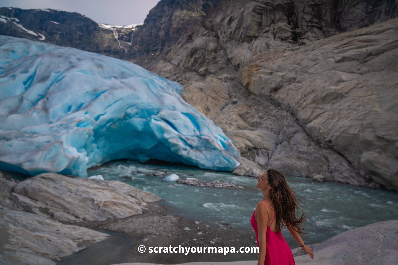 Nigardsbreen glacier, cool places to visit in Norway