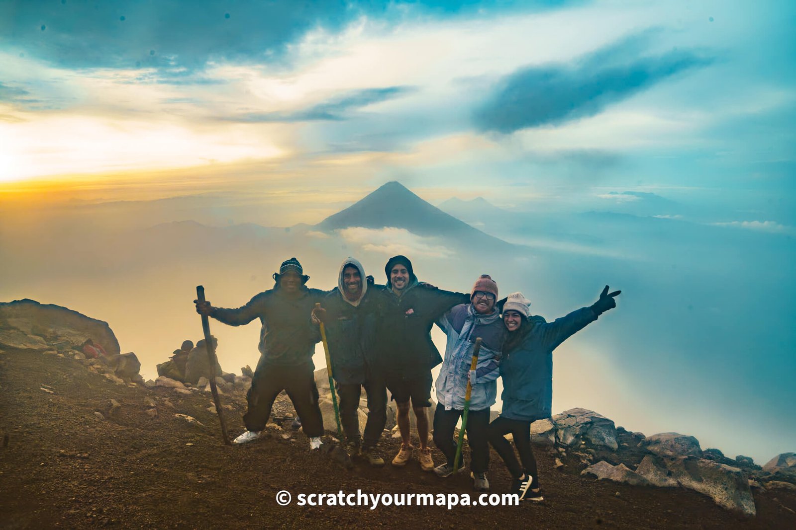 weather during the Acatenango volcano hike