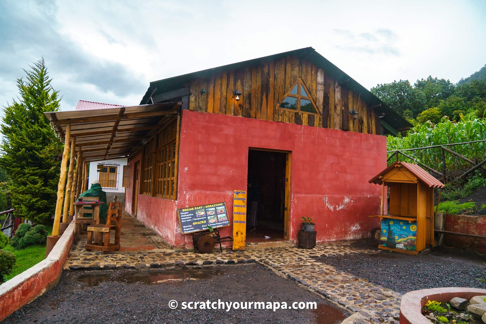 restaurants at the Acatenango volcano hike