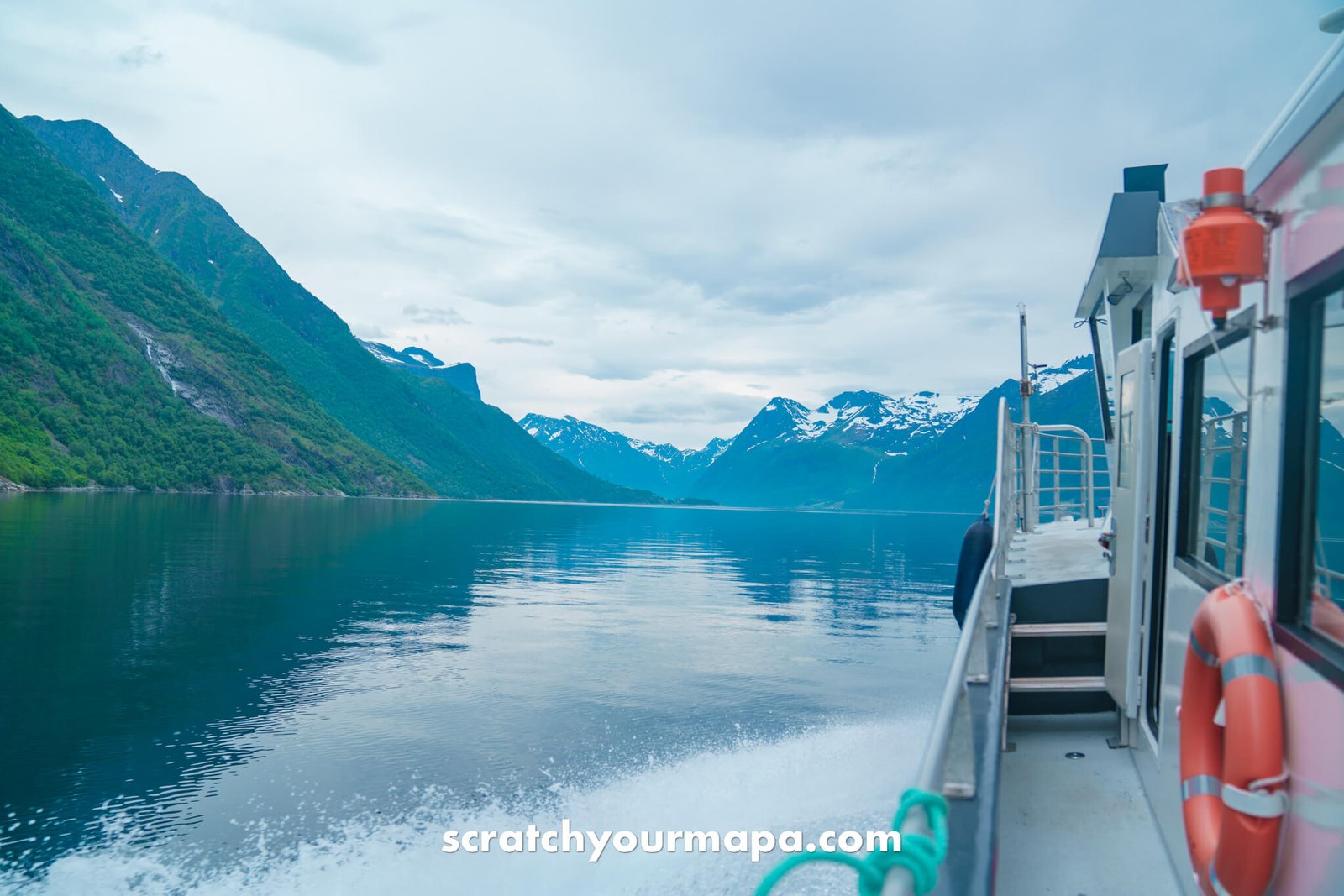 As soon as you arrive (if it's by boat) you'll actually already be able to spot the most beautiful swing in Norway!