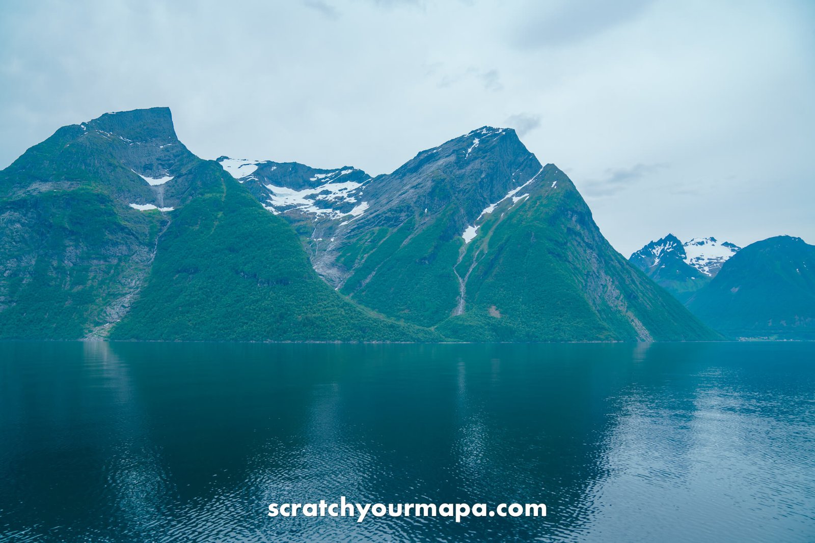 boat ride to the most beautiful swing in Norway, Trandal