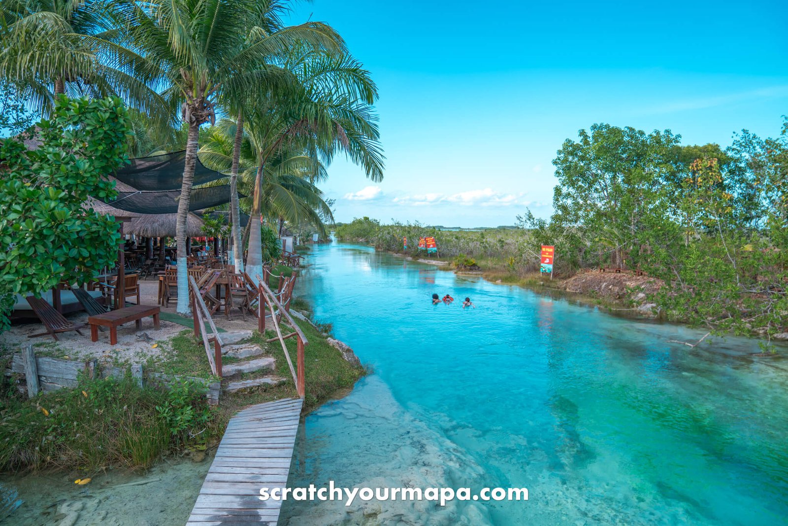 boardwalk of Los Rapidos, Bacalar