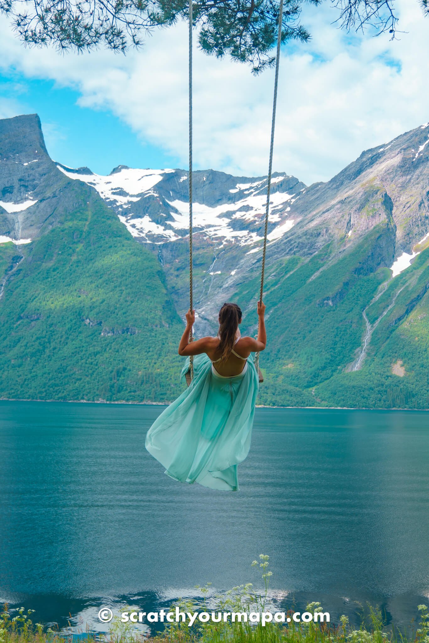 You are currently viewing How to Experience the Most Beautiful Swing in Norway