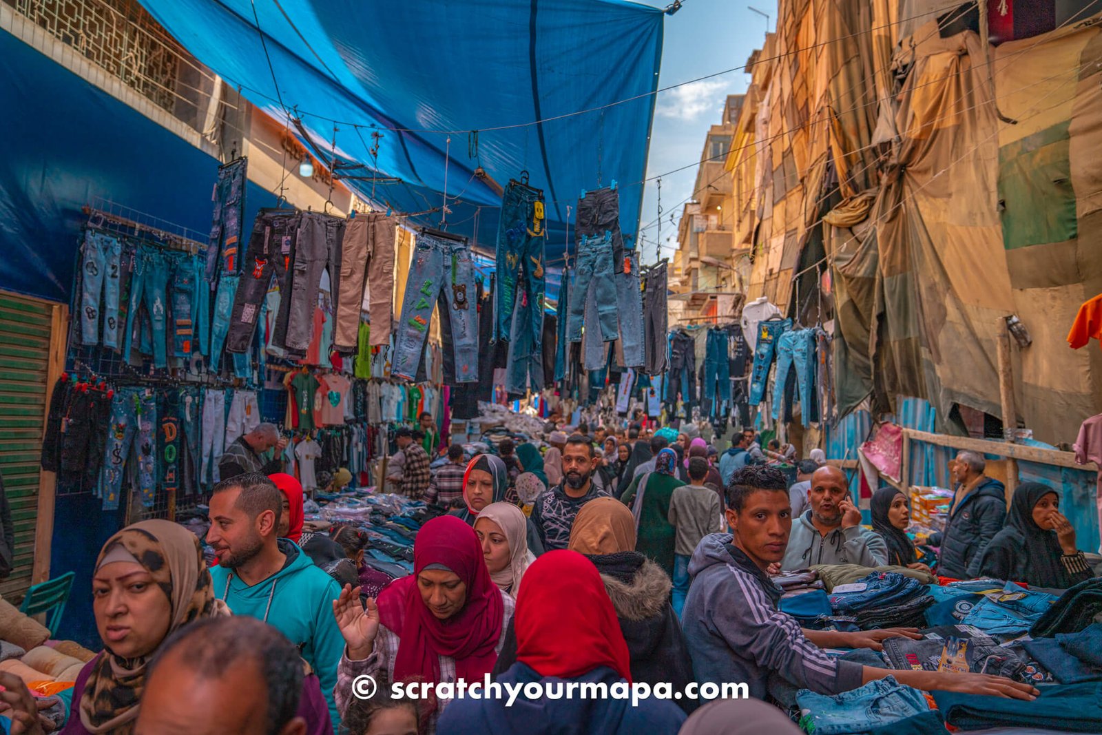 Chaotic Cairo, is it safe to travel in Egypt right now?