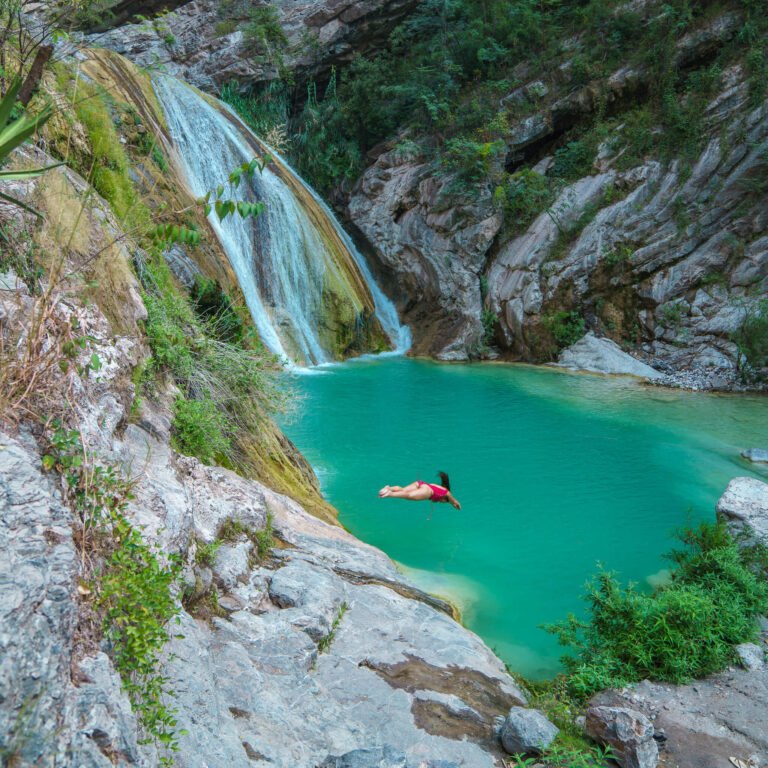 el Aguacate waterfall, day trips from Puebla