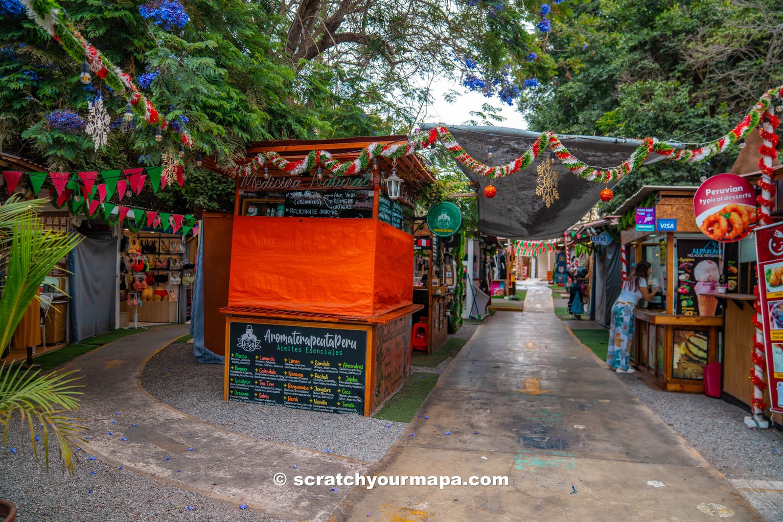 feria de Barranco, top attractions in Lima for first-time visitors