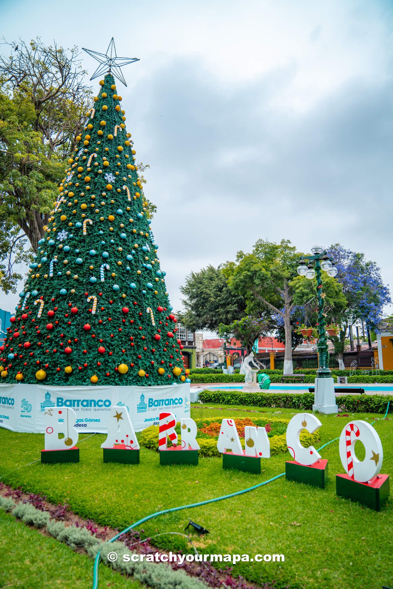 Parque Municipal de Barranco, top attractions in Lima for first-time visitors