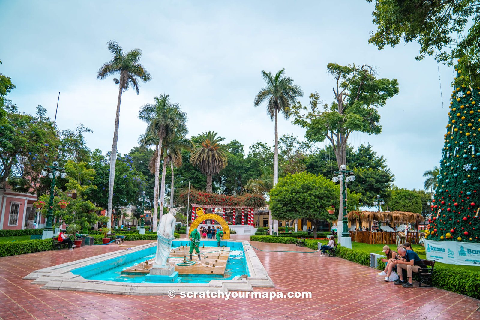 Parque Municipal de Barranco, top attractions in Lima for first-time visitors