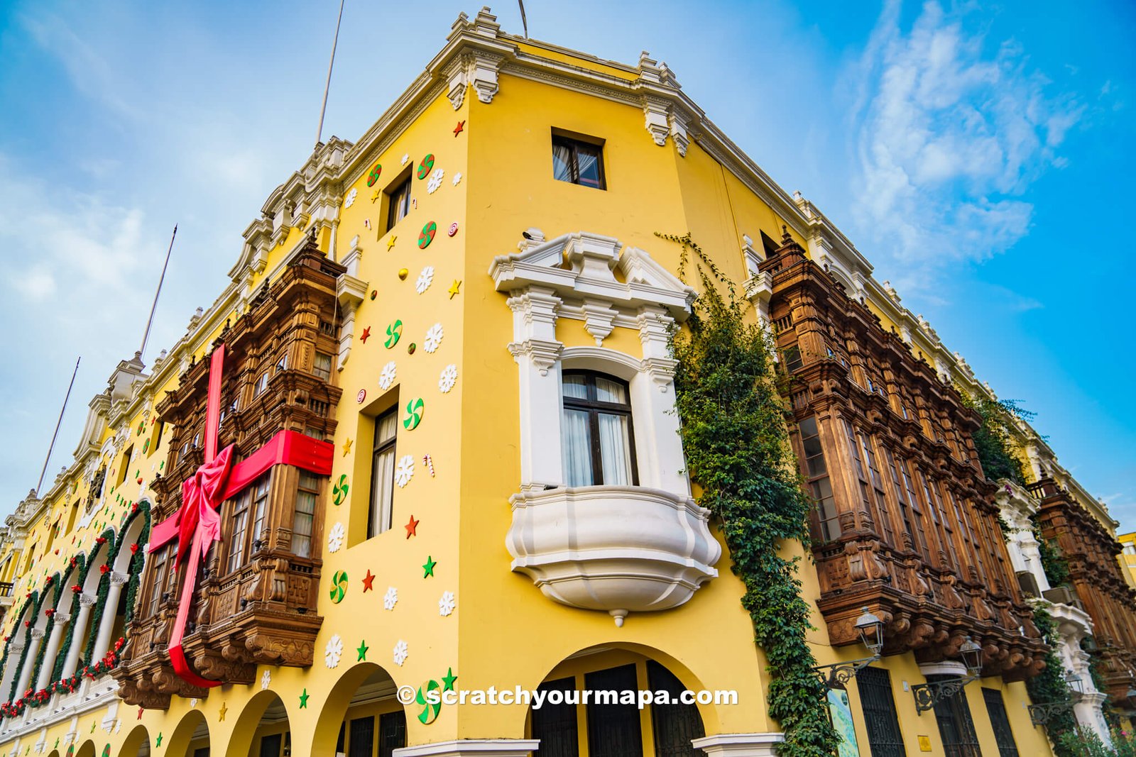 Municipal Palace of Lima, top attractions in Lima for first-time visitors