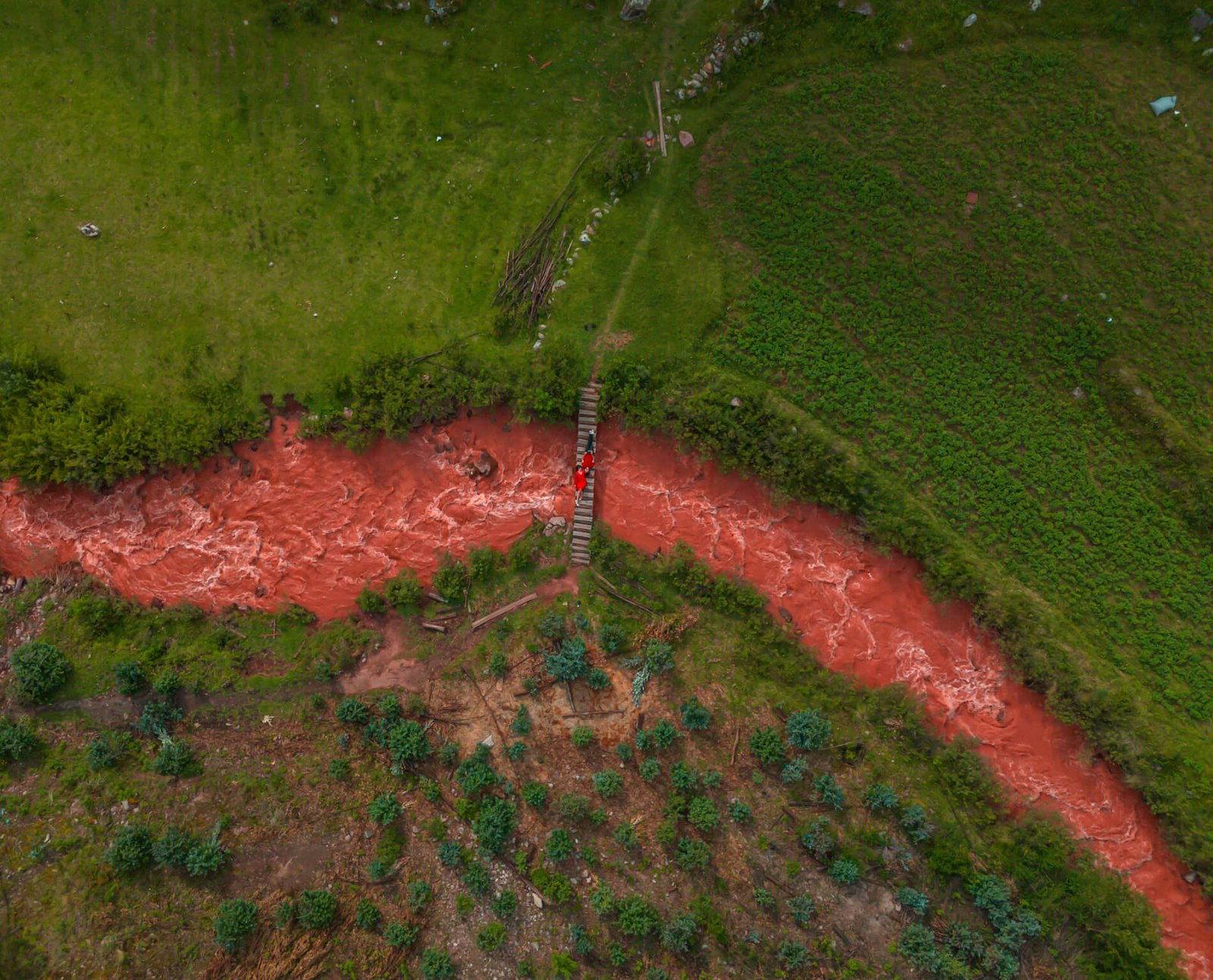 red river in Peru - how to plan a trip to Peru