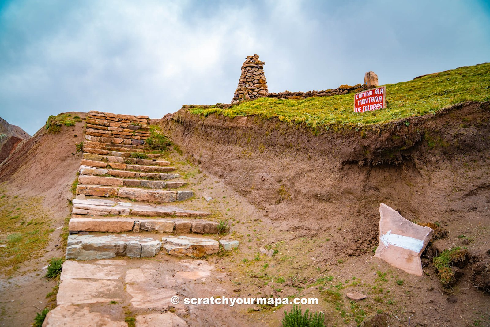 stairs on the Palcoyo Rainbow Mountain hike