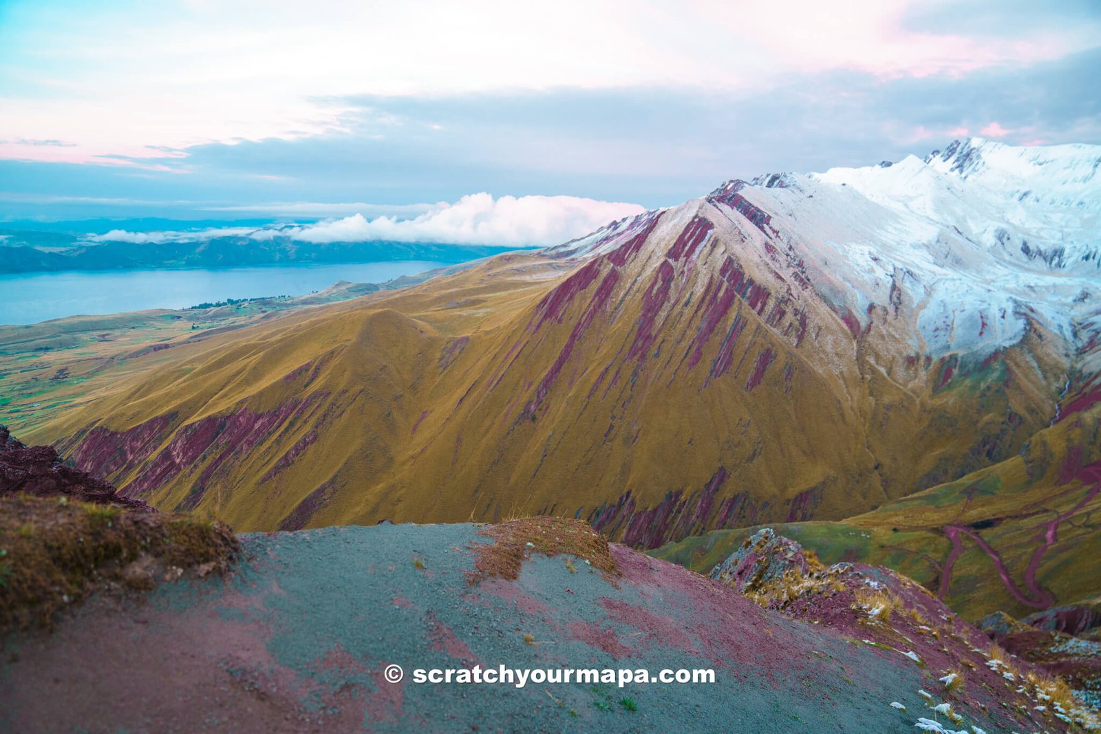 Pallay Punchu, the hidden rainbow mountain