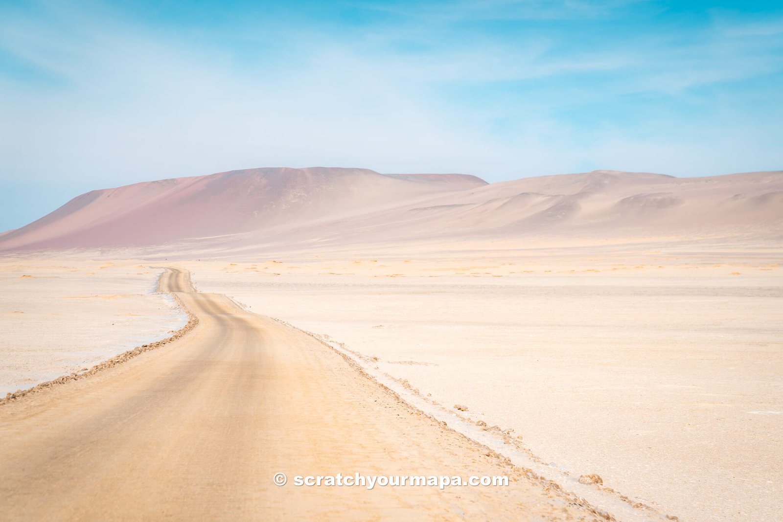 the road driving through Paracas National Reserve