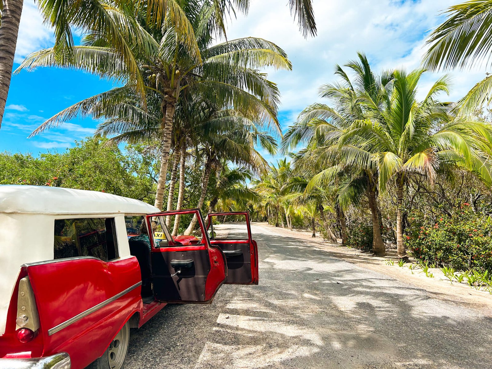 classic car ride to Cayo Jutias Cuba travel guide