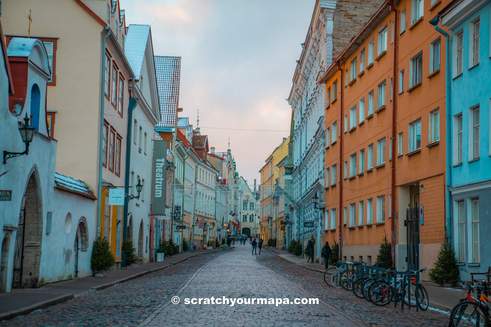 tips for visiting the old town in Tallinn