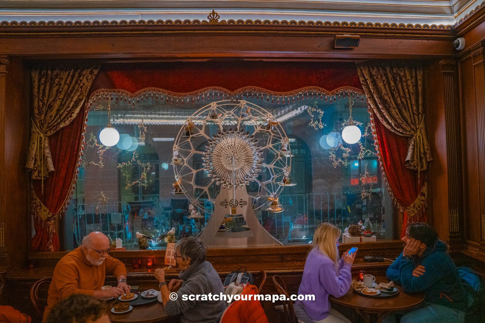 cafes in Tallinn in winter