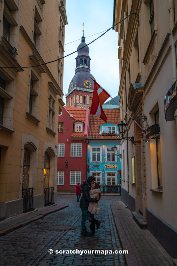 how to get around Riga - Riga travel guide 2025