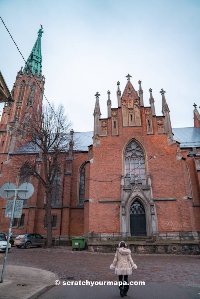 how to get around Riga - Riga travel guide 2025
