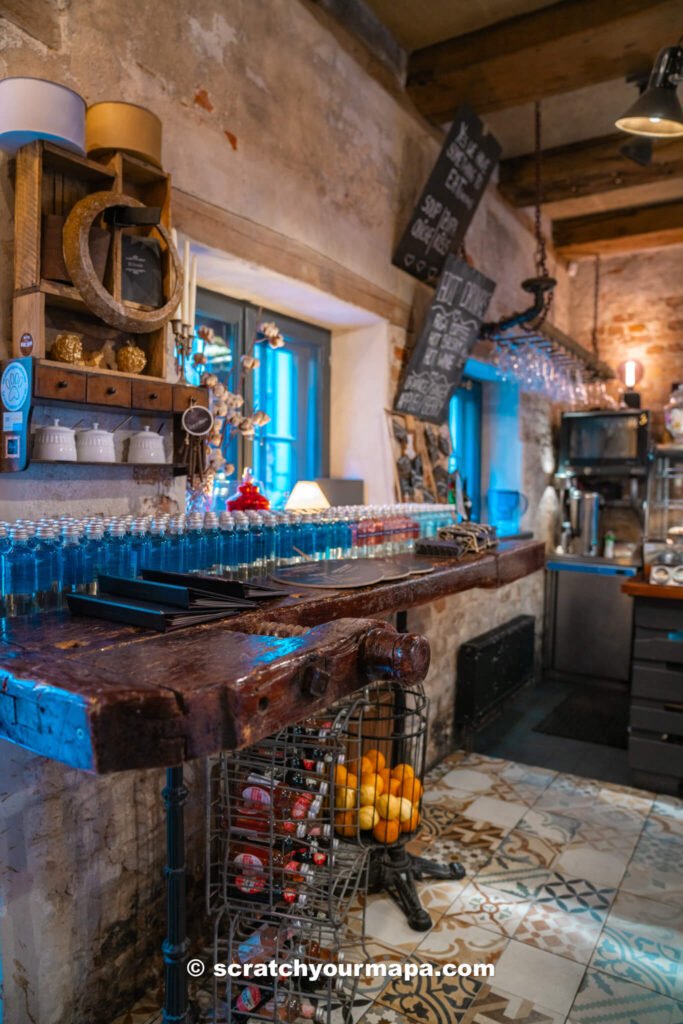 Parunasim Kafe Teeka - one of the best restaurants in Latvia, Riga