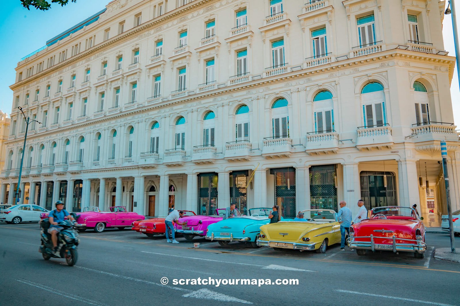 classic car ride - things to do in Havana