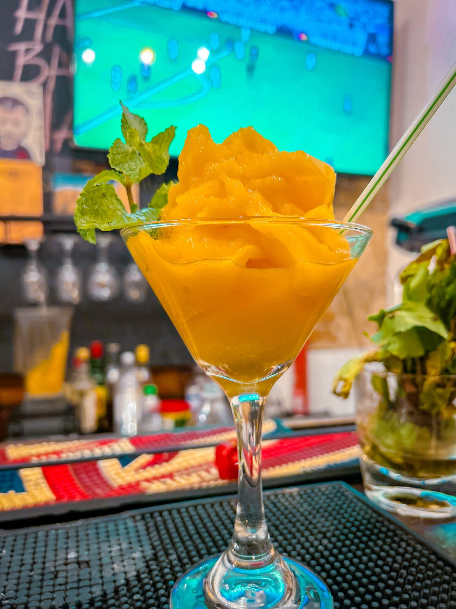 mango daiquiri - best restaurants in Havana food and drink guide