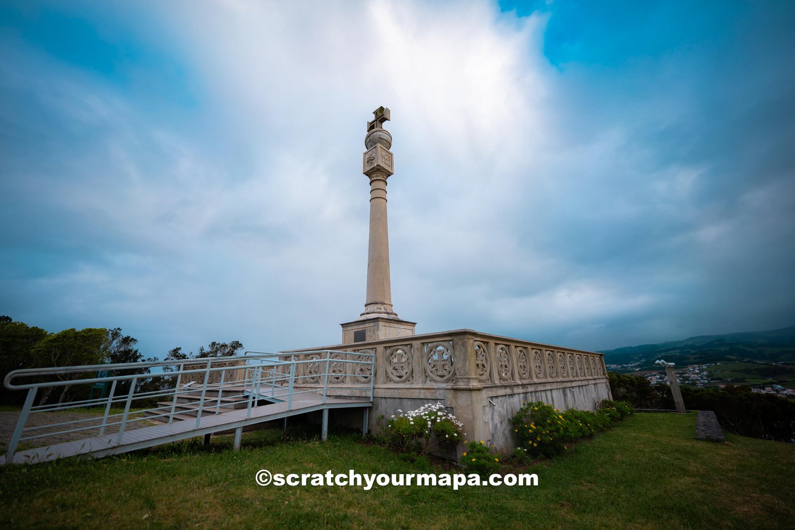 how to get around the azores