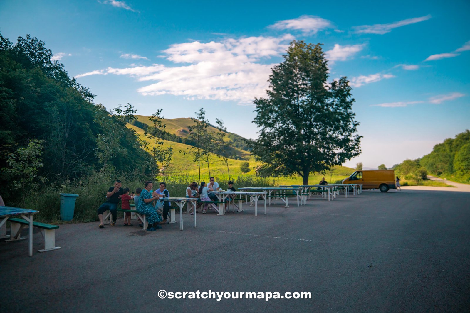 picnic tables at Maralgol Lake