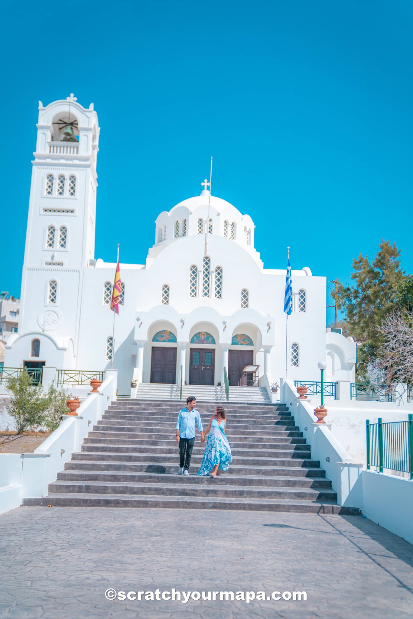 best time to visit Santorini