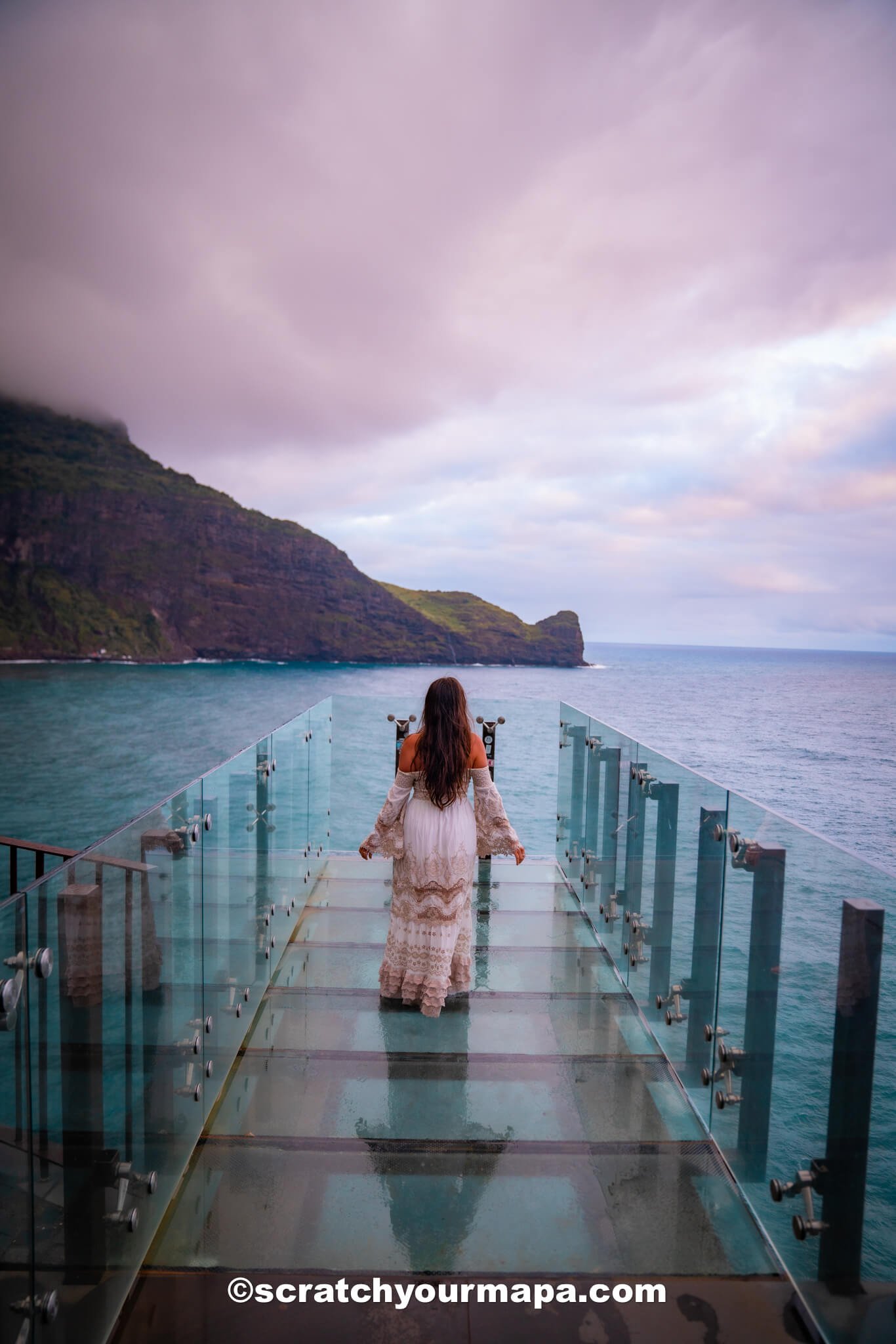 Miradouro do Guindaste glass platforms - best viewpoints in Madeira