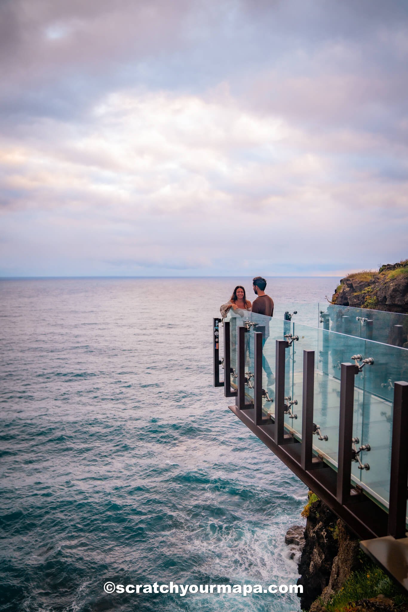 Miradouro do Guindaste glass platforms - best viewpoints in Madeira