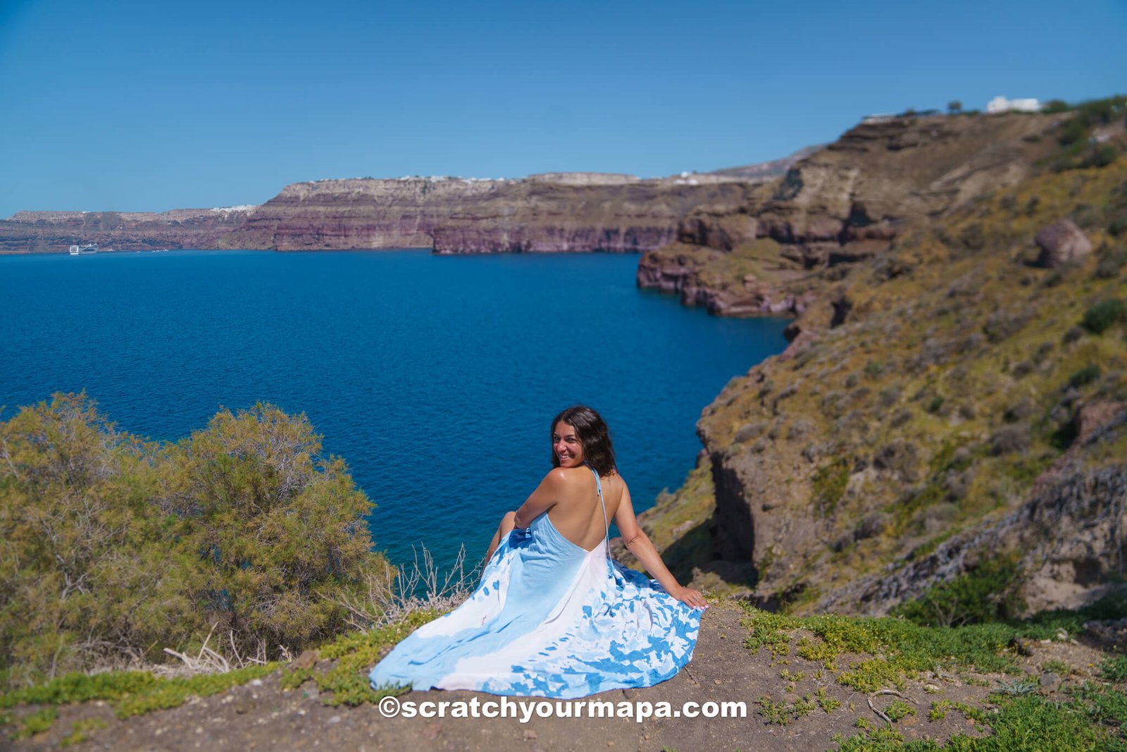 Caldera Beach - best photo spots in Santorini