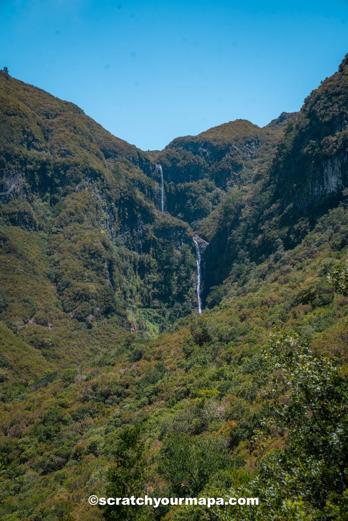 Levada das 25 Fontes hike Madeira