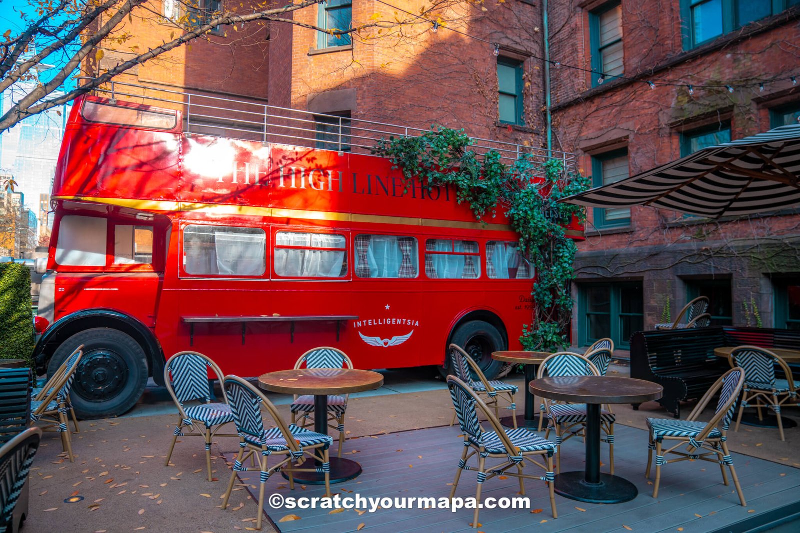 The best Christmas decorations in NYC