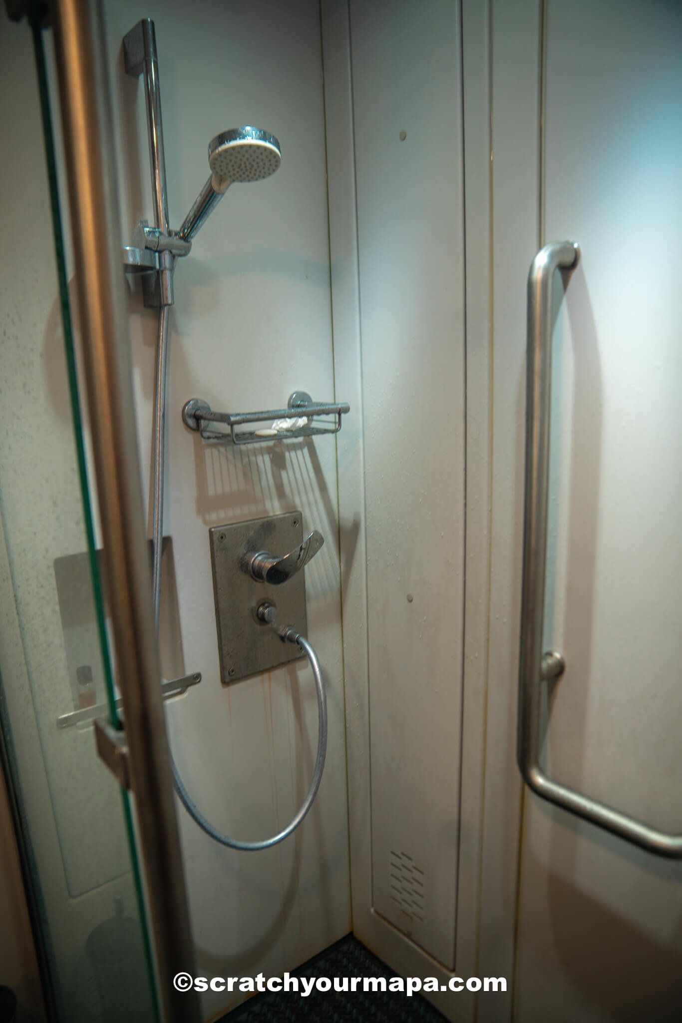 shower on the Tblisi to Yerevan train