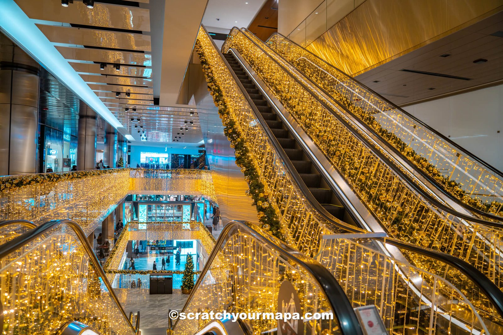 Hudson Yards - Christmas lights in NYC