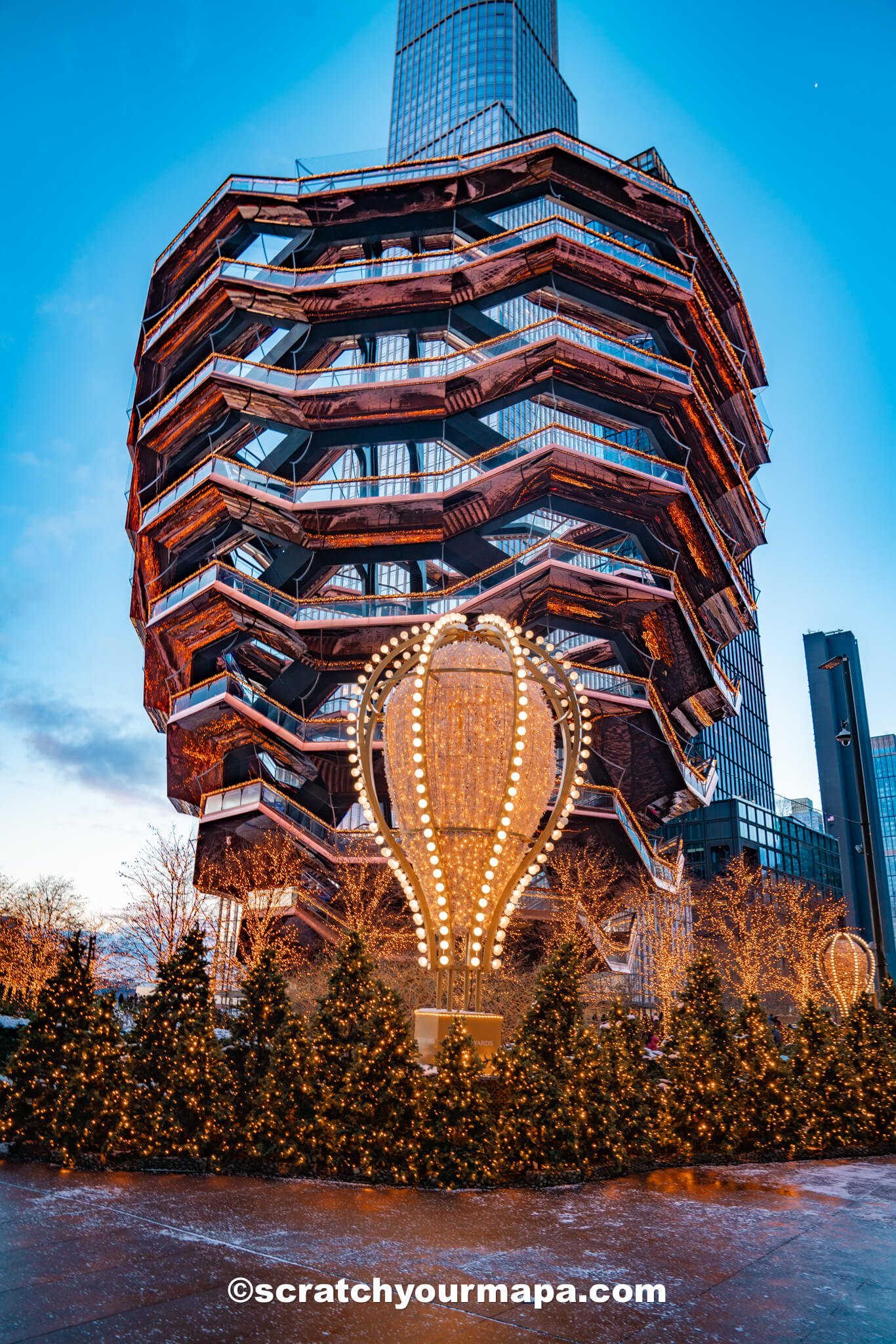 where to stay in NYC for Christmas