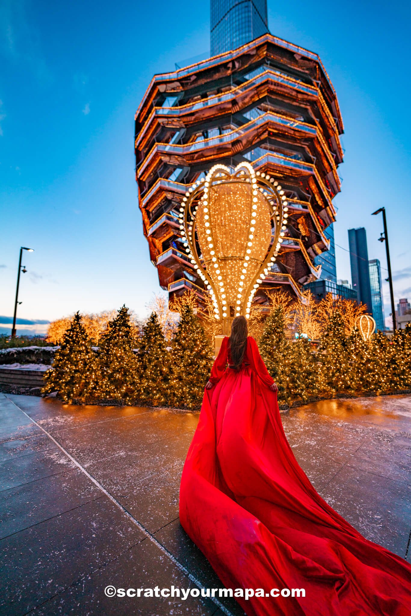 The best Christmas decorations in NYC