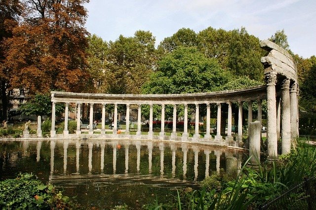 Parc Monceau - best free things to do in Paris, France