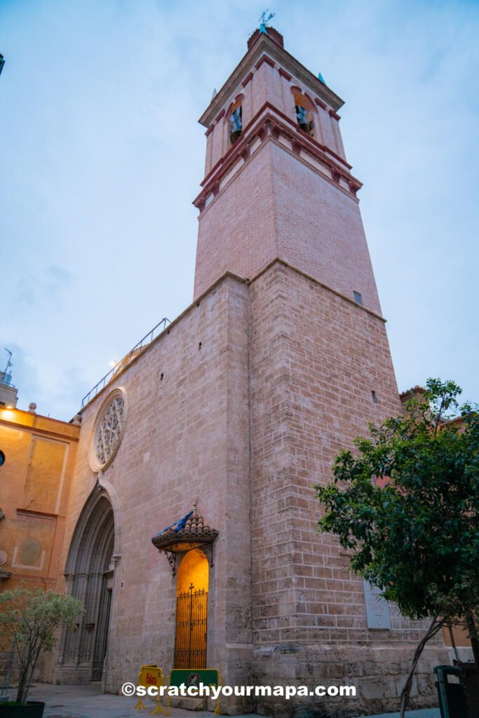 getting around Valencia Spain