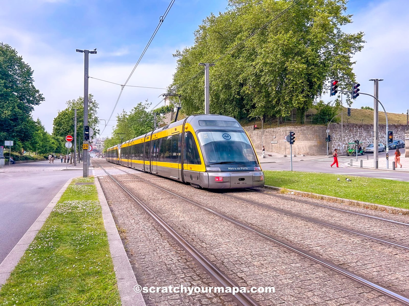 tram in Porto Getting around Porto by metro