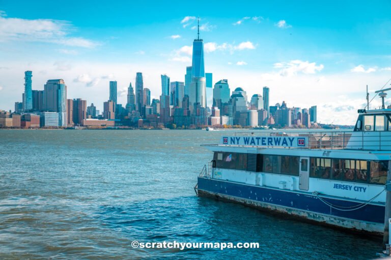 ferries in New York City - How to get around NYC